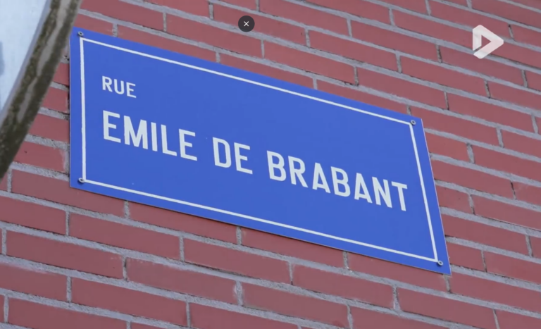 Plaque de rue de la Rue Emile de Brabant