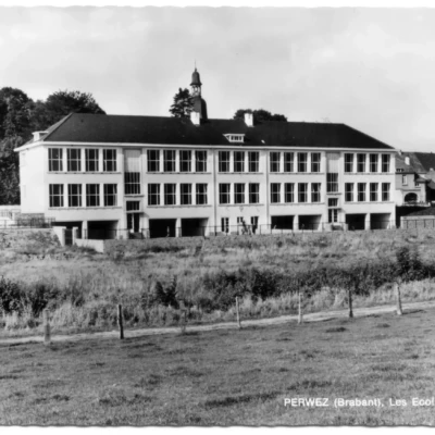 Perwez - Ecole communale - Après la Seconde Guerre mondiale